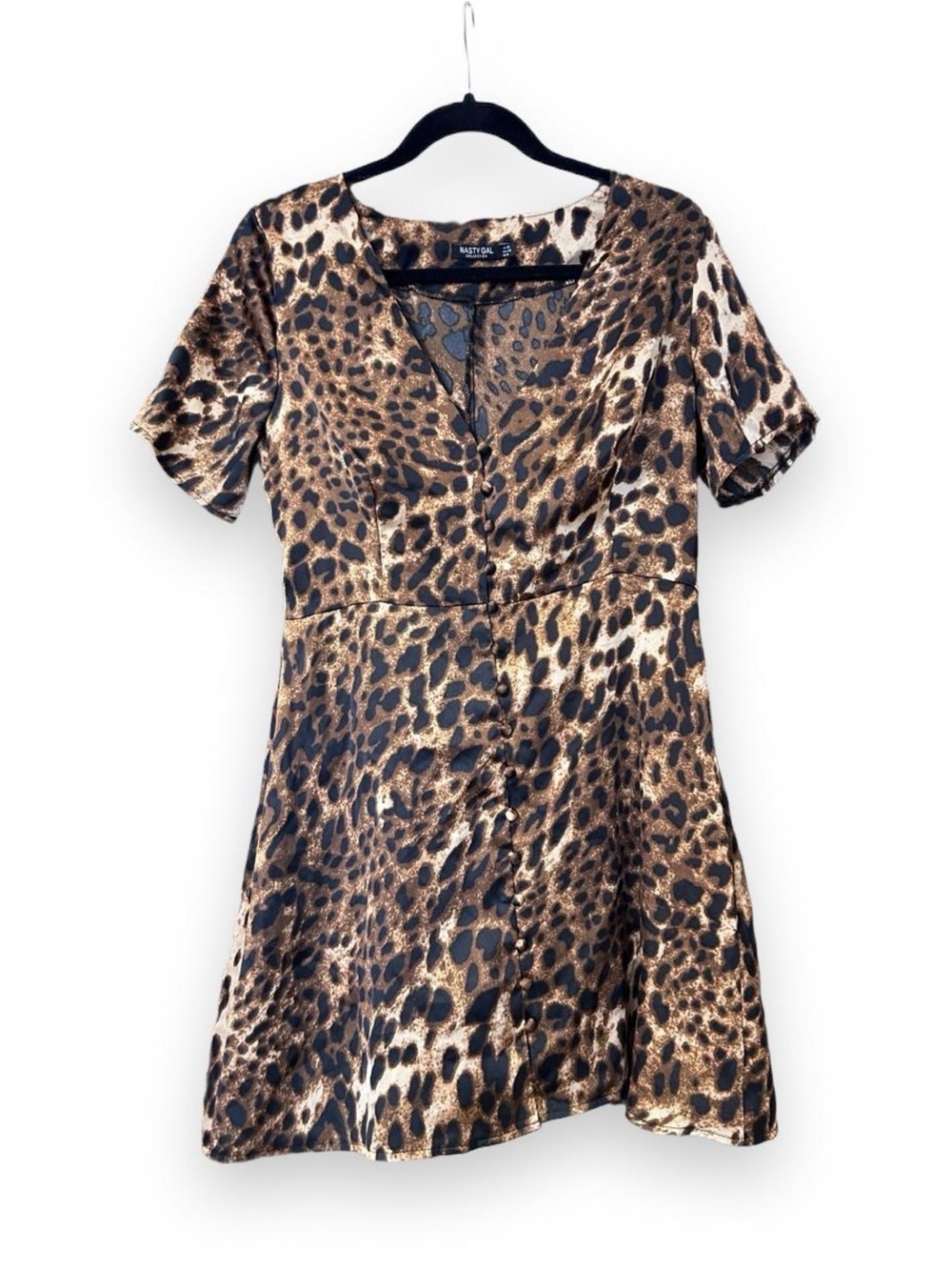 Nasty Gal Collection Womenโs US 8 Leopard Print Button Front Mini Dress